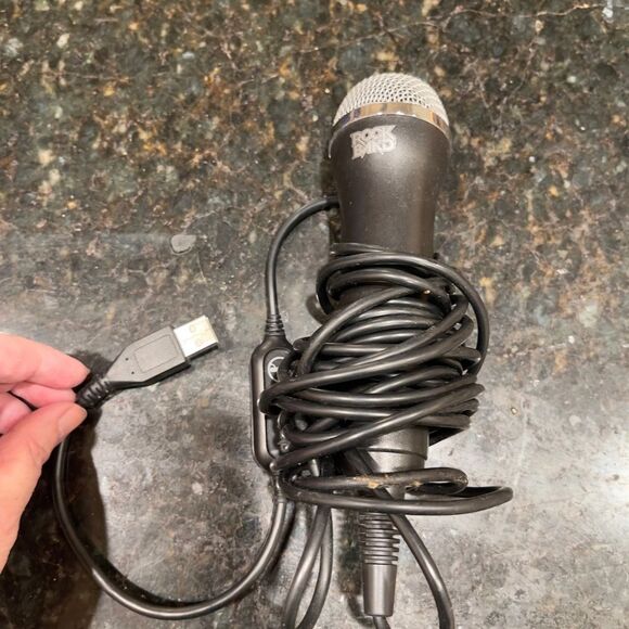 Sony PS4 Sing 🎤 Game with Microphone! - Picture 6 of 6